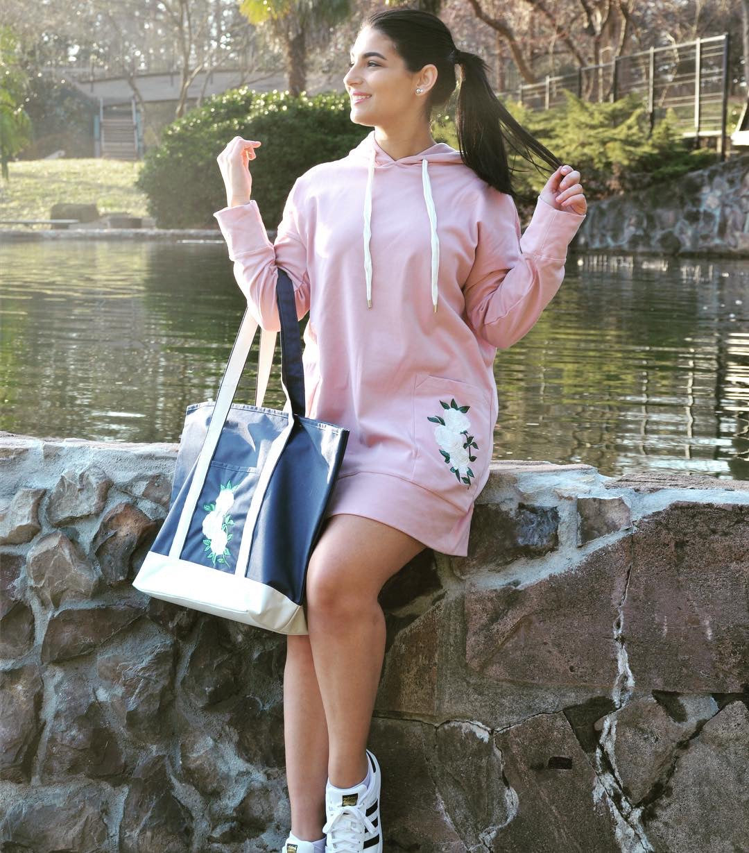 pink hoodie dress Ivory Rose – Bloomlala dark-green Cowl Back Maxi Dress The sleeves are proportioned Color:Dark-Gray